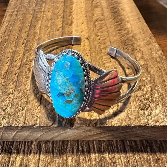 Native American Turquoise Winged Abedabun Sterling Silver Cuff Bracelet in Gift - Picture 7 of 14